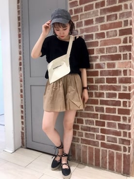「キュロット」｜「アイテム（その他シューズ）」を使った、サトムラさん（レディース・163cm）の春コーディネート