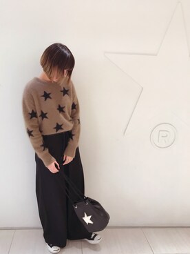 「CONVERSE TOKYO（コンバーストウキョウ）のアイテム（ニット/セーター、ブラウン系）」を使った、mai さん（レディース・166cm）の秋コーディネート