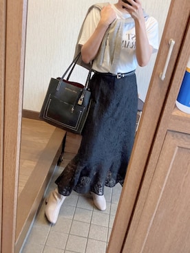 「MARC JACOBS（マークジェイコブス）のアイテム（トートバッグ）」を使った、りさ🍎149cmさん（レディース・148cm）の秋コーディネート