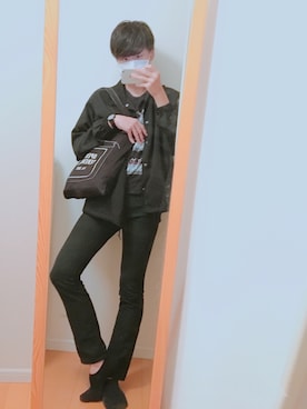 「アイテム（腕時計、パープル系）」を使った、Yütaさん（メンズ・177cm）の秋コーディネート