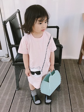 「5（ファイブ）のアイテム（ワンピース/ドレス）」を使った、小书子4さん（キッズ・90cm）の春コーディネート