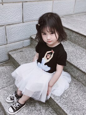 「5（ファイブ）のアイテム（スカート）」を使った、小书子4さん（キッズ・100cm）の春コーディネート