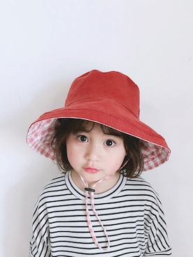 「5（ファイブ）のアイテム（帽子）」を使った、小书子4さん（キッズ・100cm）の春コーディネート