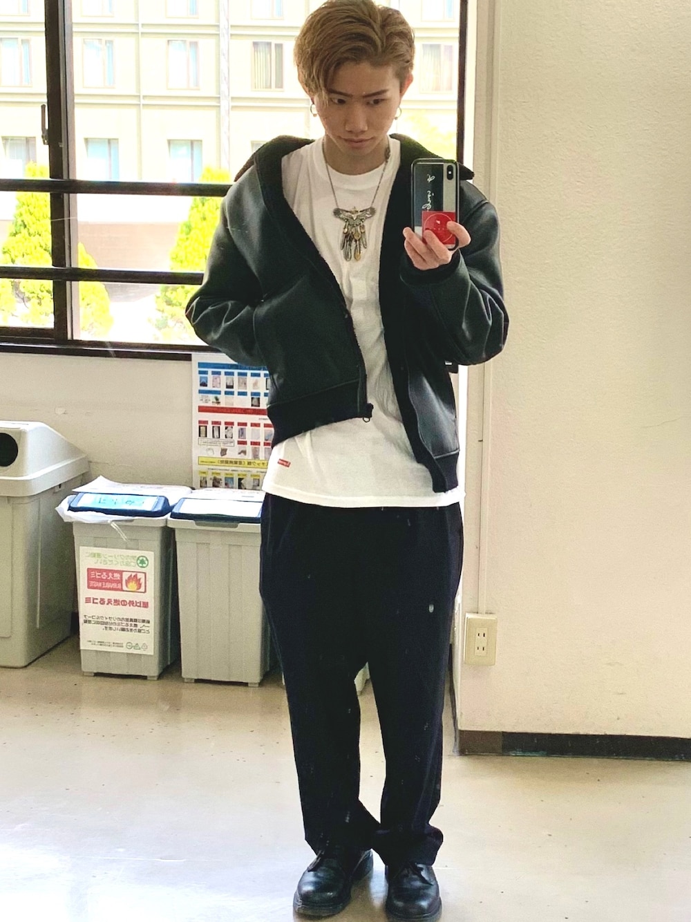 Supreme ロゴ入り長袖カットソー ホワイト　登坂広臣着用 Supreme ロゴ入り長袖カットソー ホワイト 登坂広臣着用