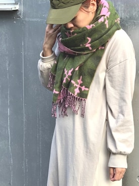 「Casselini（キャセリーニ）のアイテム（キャップ）」を使った、YOKOBORIさん（レディース・156cm）の秋コーディネート