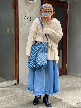 「Casselini（キャセリーニ）のアイテム（キャップ）」を使った、YOKOBORIさん（レディース・156cm）の冬コーディネート