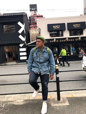 「CONVERSE TOKYO（コンバーストウキョウ）のアイテム（シューズ）」を使った、肥宅血案さん（メンズ・175cm）の春コーディネート