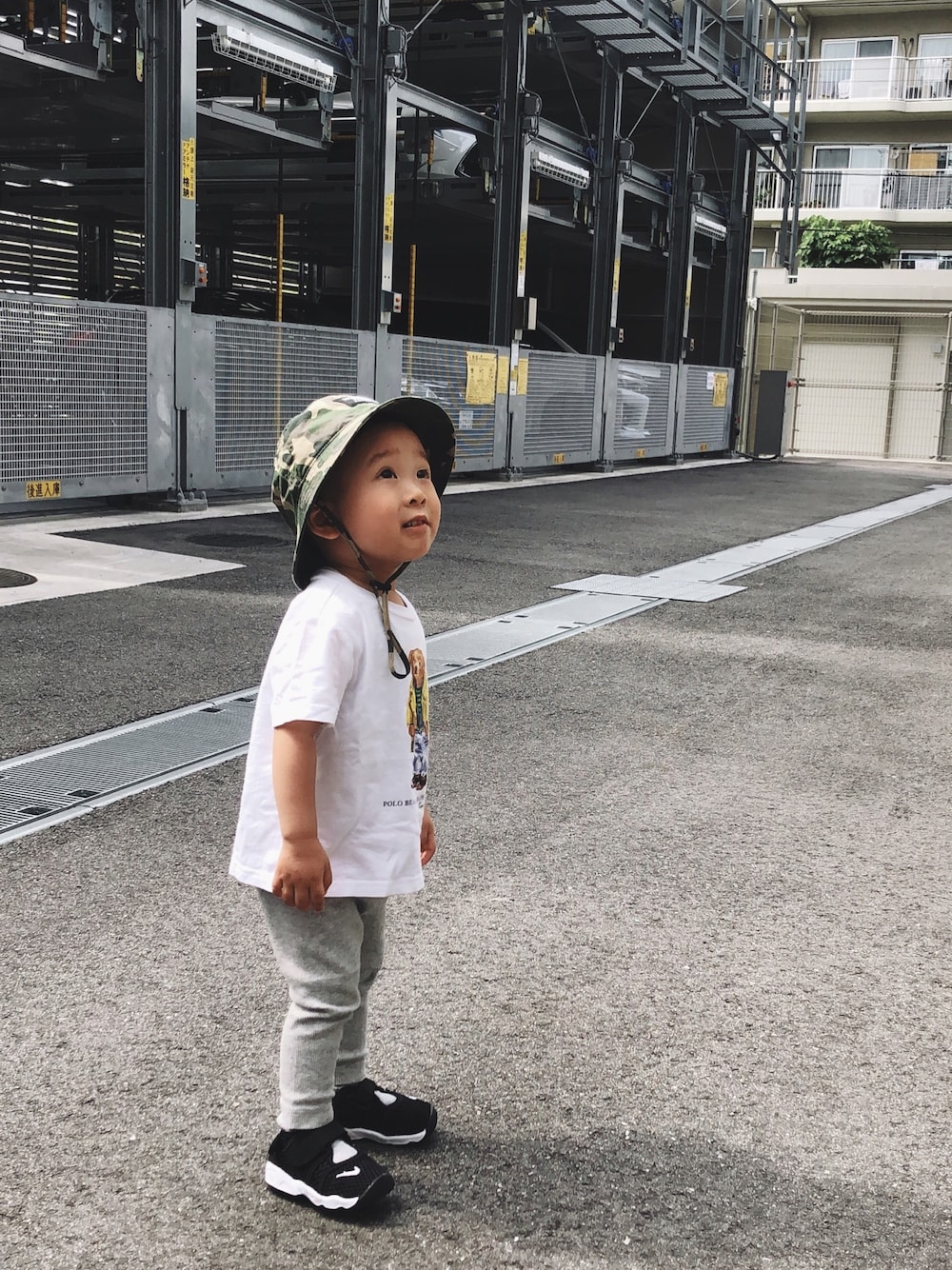 「むすこーで、おとこのこ、男の子、ハット、エアリフト、2歳、帽子」｜「POLO RALPH LAURENのアイテム（Tシャツ/カットソー、ホワイト系）」を使った、▷chibi◁さん（キッズ・80cm）の夏コーディネートの1枚目の写真