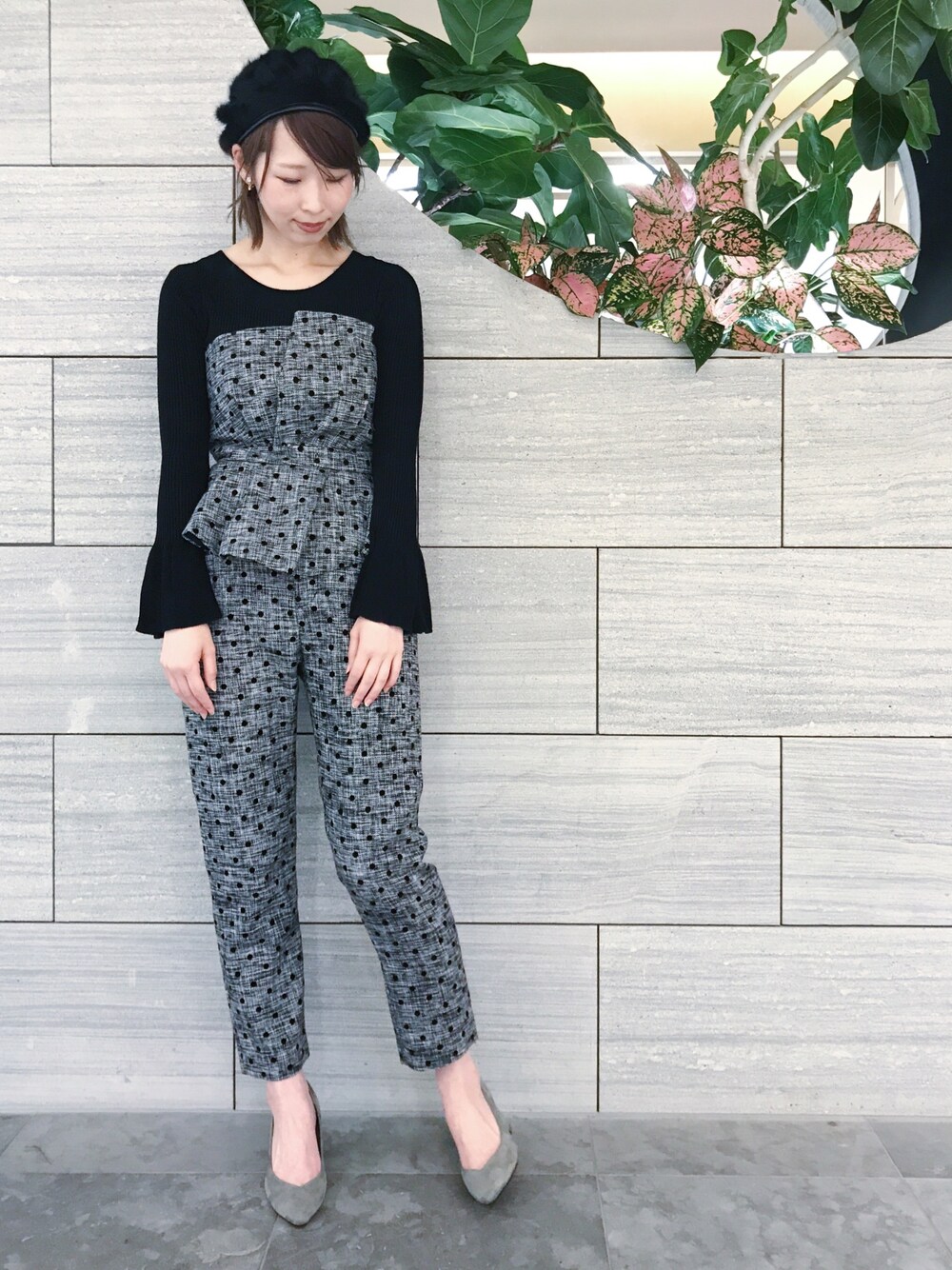 結婚式やお呼ばれにも】ビスチェセットアップパンツを使った人気