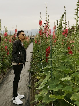 「ALLSAINTS（オールセインツ）のアイテム（ムートンコート）」を使った、Harryさん（メンズ・181cm）の秋コーディネート