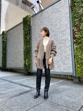 「EARIH（アーリ）のアイテム（カーディガン/ボレロ、ブラウン系）」を使った、minamiさん（レディース・156cm）の冬コーディネート