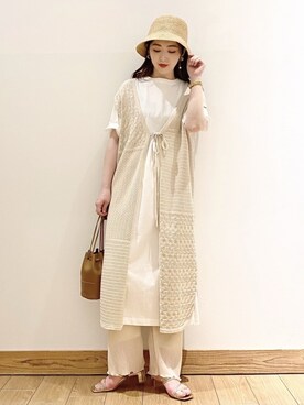 「アイテム（サンダル、ゴールド系）」を使った、かおぽ  さん（レディース・159cm）の春コーディネート