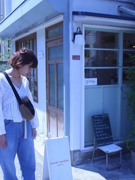 「cepo（セポ）のアイテム（ボディバッグ/ウエストポーチ、ブラウン系）」を使った、s a k iさん（レディース・165cm）の春コーディネート