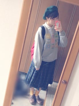 「シャツ×スウェット」｜「アイテム（帽子）」を使った、こなこなこさん（レディース・155cm）の春コーディネート