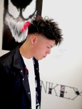 「NEW ERA（ニューエラ）のアイテム（ナイロンジャケット）」を使った、YAⓂ️Aさん（メンズ・180cm）の秋コーディネート