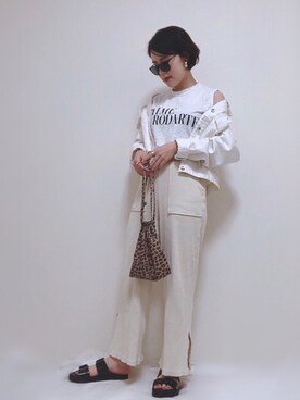 「LOWRYS FARM（ローリーズファーム）のアイテム（ポーチ）」を使った、HITOMIさん（レディース・155cm）の春コーディネート