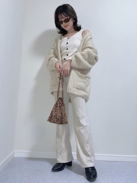 「LOWRYS FARM（ローリーズファーム）のアイテム（ポーチ）」を使った、HITOMIさん（レディース・155cm）の春コーディネート