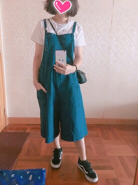 「:CHOCOOLATEのアイテム（Tシャツ/カットソー、ホワイト系）」を使った、Weng Manさん（レディース）の秋コーディネート