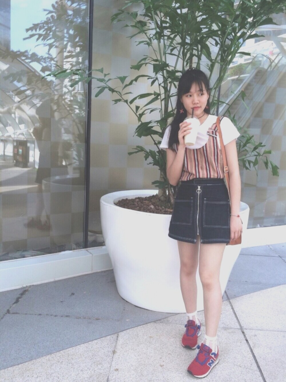 「NEW BALANCEのNew Balance ML574 (ML574UM / ML574UR / ML574UV)（スニーカー、レッド系）」を使った、🍃コーデリア🌸さん（レディース・160cm）の秋コーディネートの1枚目の写真