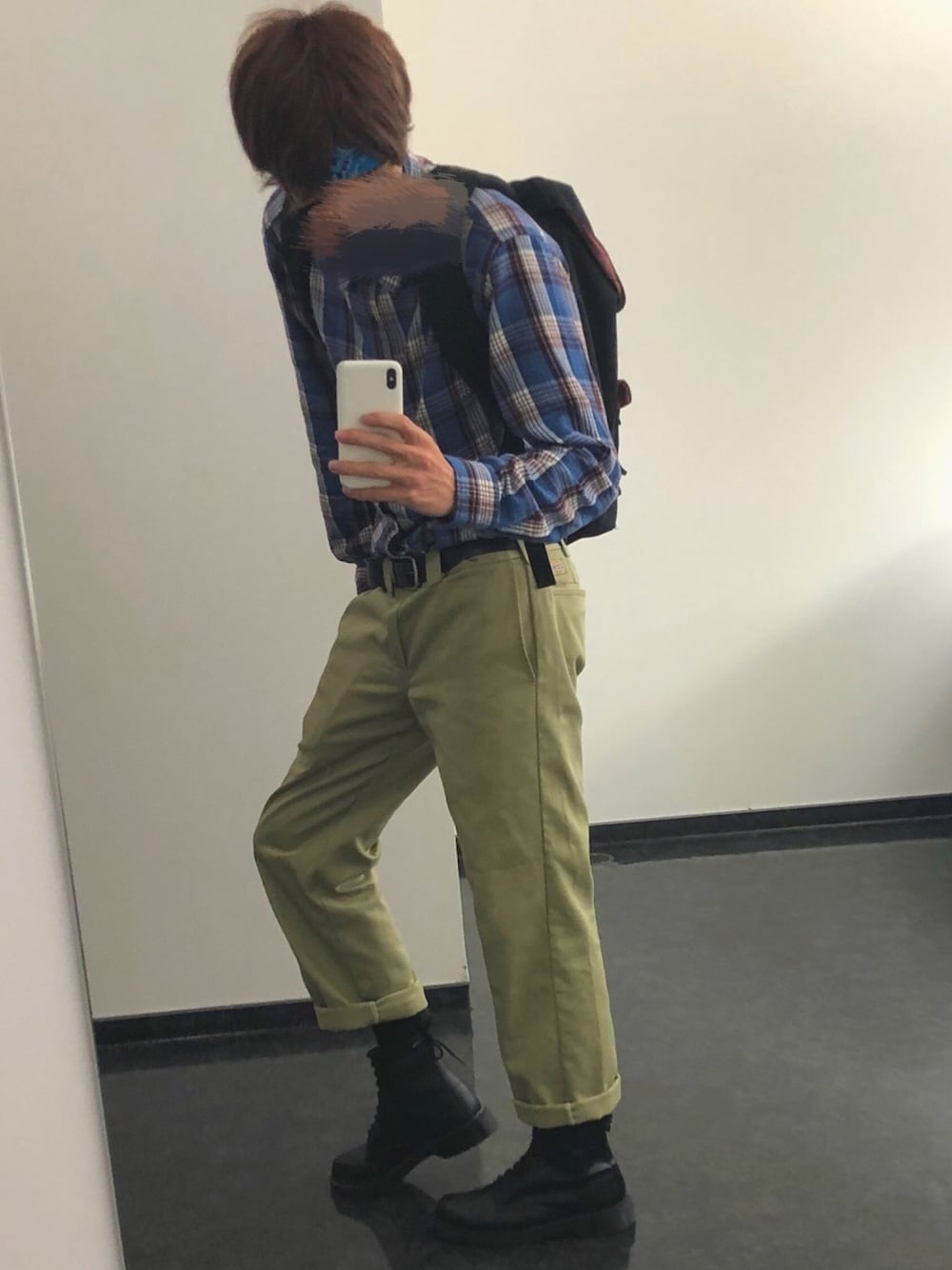 「おしゃれさんと繋がりたい、プチプラ、ストリートMIX、ユニクロ、UNIQLO、秋、秋コーデ、秋のコーデ、秋葉コーデ」｜「UNIQLOのフランネルチェックシャツ（長袖）（シャツ/ブラウス、ブルー系）」を使った、づまじさん（メンズ・180cm）の秋コーディネートの1枚目の写真