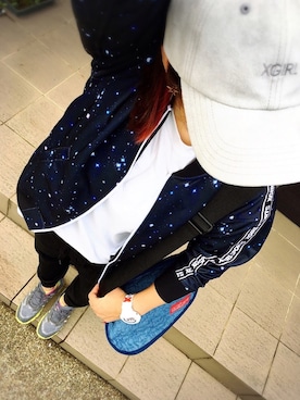 「アイテム（メッセンジャーバッグ、ブルー系）」を使った、azulさん（レディース・163cm）の秋コーディネート