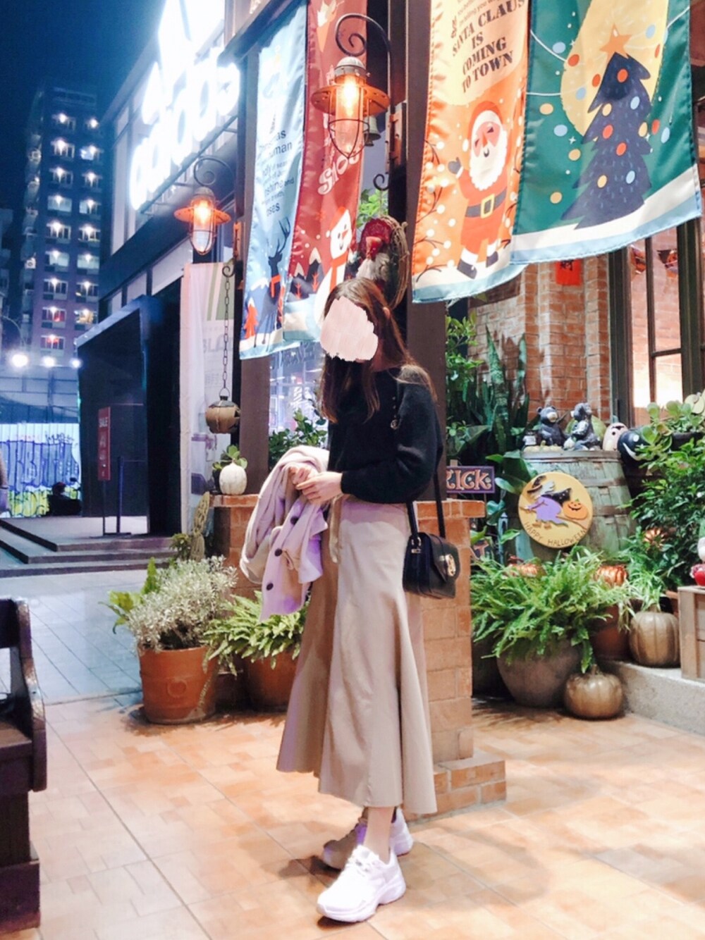 「ootd、冬コーデ」｜「COCO DEALのアイテム（スカート、ベージュ系）」を使った、aiさん（レディース・161cm）の冬コーディネートの1枚目の写真