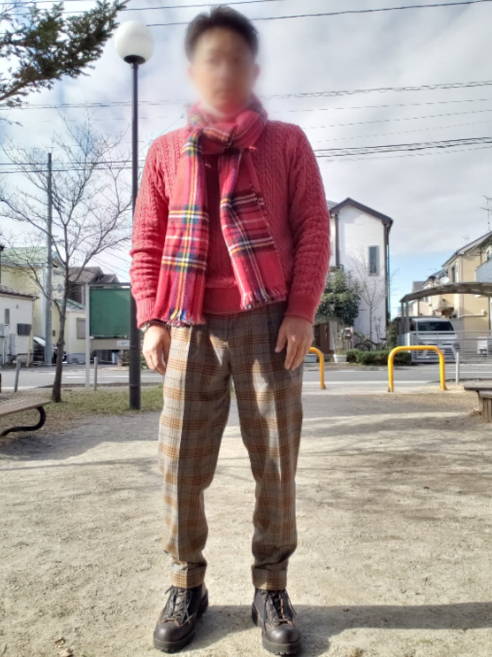 「休日コーデ、お正月、ブラウン、おしゃれさんと繋がりたい、いいね、save、フォローお願いします🤑」｜「THE SHOP TK のアイテム（ニット/セーター、ブラウン系）」を使った、@くうすけ🍀さん（メンズ・168cm）の冬コーディネートの1枚目の写真