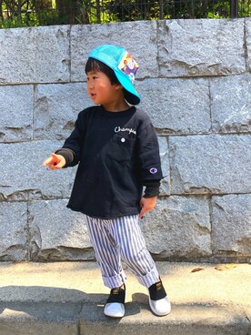 「adidas（アディダス）のアイテム（スニーカー、ブラック系）」を使った、yoshiun zenさん（レディース・169cm）の春コーディネート