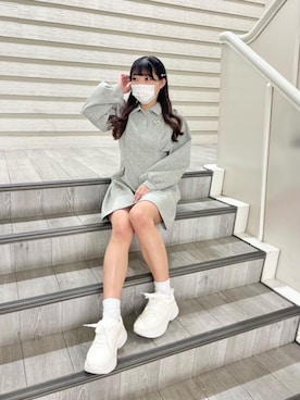 「MAJESTIC LEGON（マジェスティックレゴン）の厚底2WAYリボンスニーカー（スニーカー）」を使った、マジェスティックレゴンルミネ池袋店スタッフさん（レディース・154cm）の春コーディネート