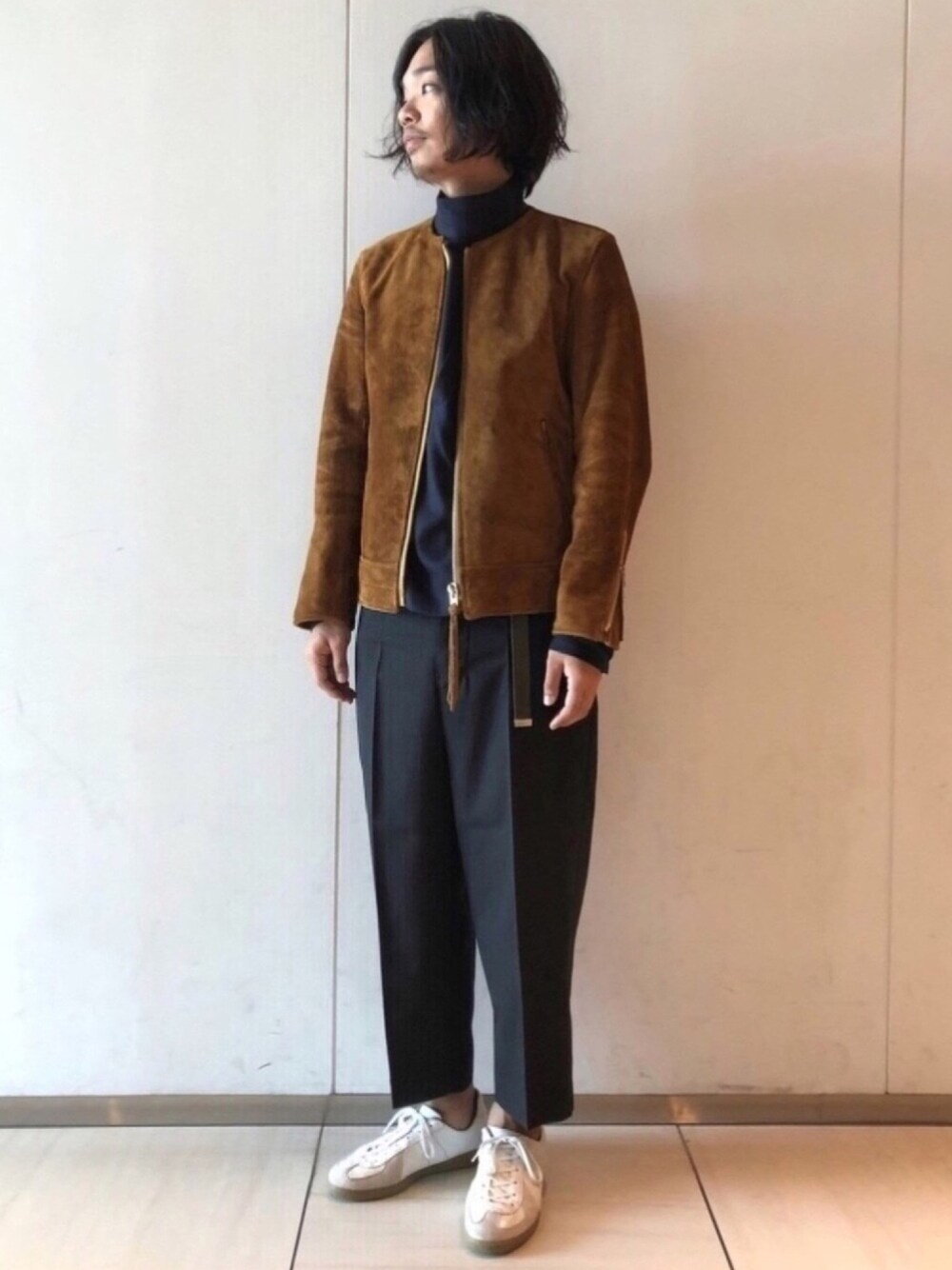 「秋のコーデ、CINI、rdv o globe、Scye、REPRODUCTION OF FOUND、johnbull、Johnbull Private labo、Dressages Johnbull Private labo、ジョンブル、ジョンブル　プライベート　ラボ(Johnbull Private labo)」｜「Johnbullのシングルライダージャケット（ライダースジャケット、ゴールド系）」を使った、Benshoさん（メンズ・178cm）の秋コーディネートの1枚目の写真