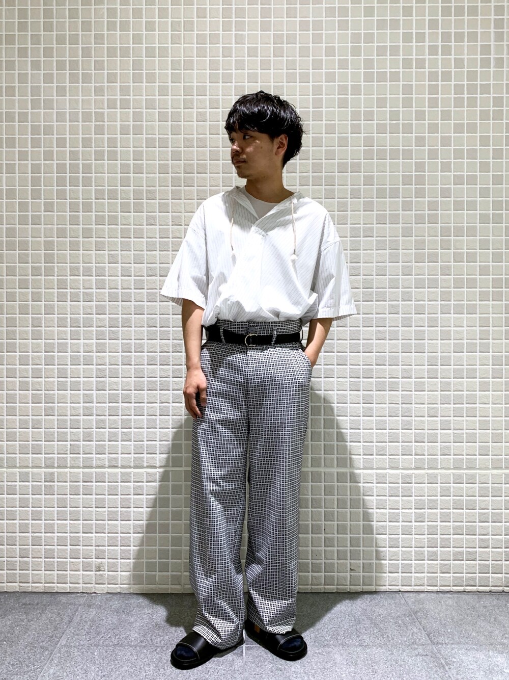 「MARNI、johnbull、Johnbull Private labo、Dressages Johnbull Private labo、ジョンブル、ジョンブル　プライベート　ラボ(Johnbull Private labo)、ビッグシルエット、オトナカジュアル、シンプルコーデ、ootd」｜「MARNIのアイテム（シャツ/ブラウス、ホワイト系）」を使った、Benshoさん（メンズ・177cm）の春コーディネートの1枚目の写真