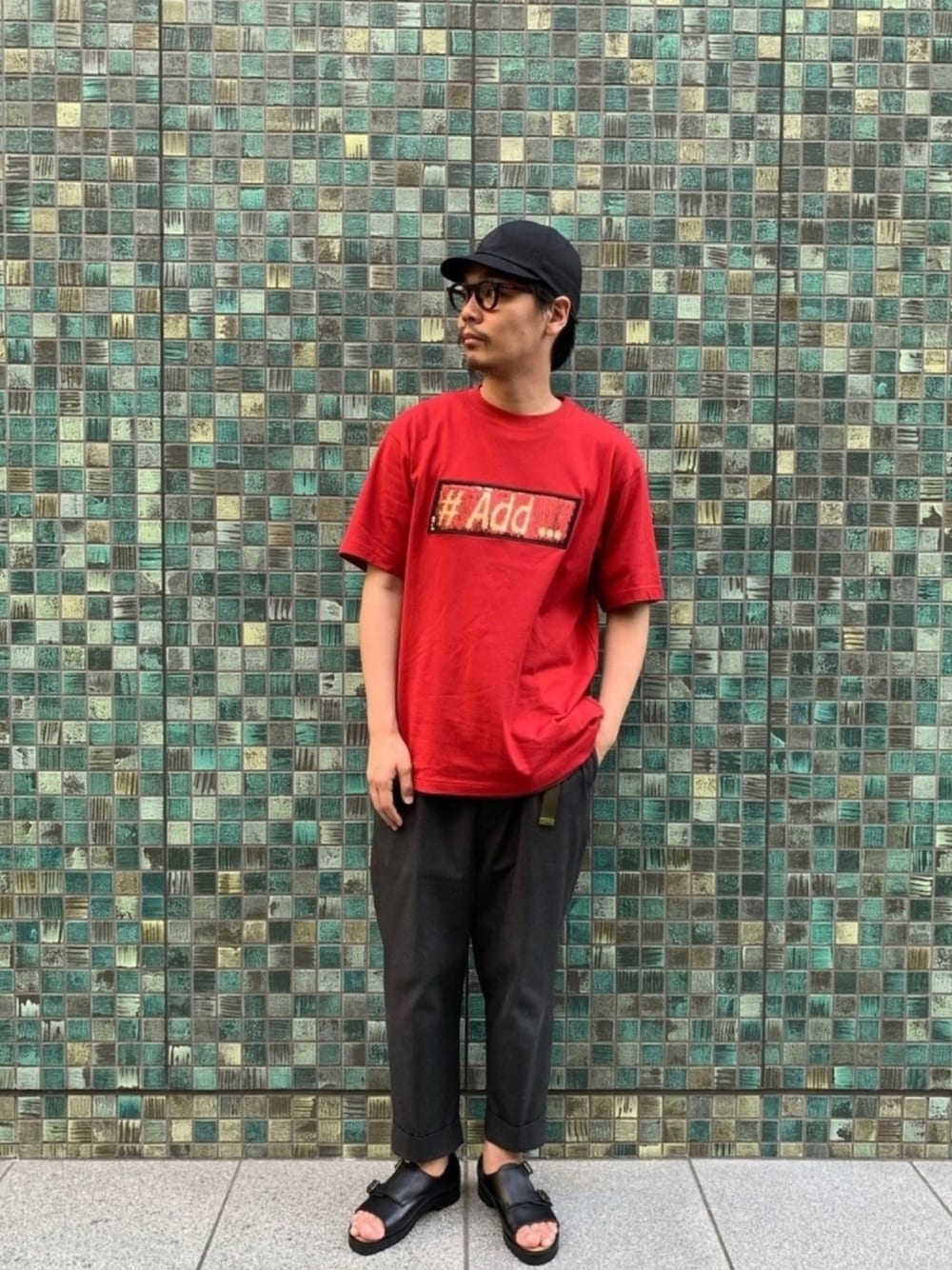 「TaaKk、rdv o globe、Scye、F.lli Giacometti、johnbull、Johnbull Private labo、Dressages Johnbull Private labo、ジョンブル、ジョンブル　プライベート　ラボ(Johnbull Private labo)、Tシャツ」｜「rdv o globeのアイテム（キャップ、ブラック系）」を使った、Benshoさん（メンズ・177cm）の夏コーディネートの1枚目の写真