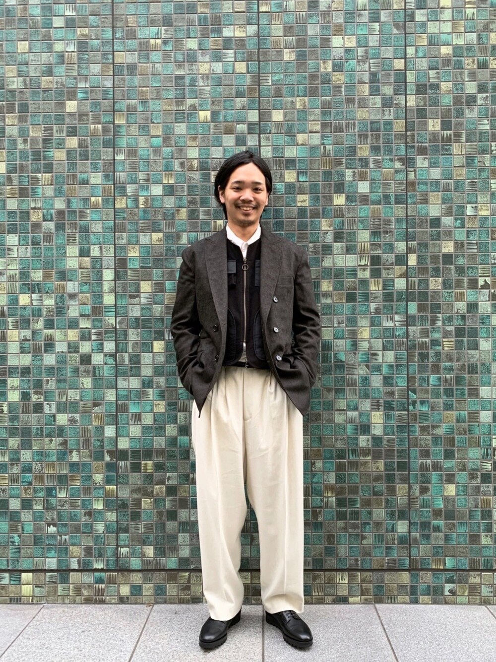 「 Band of Outsiders、nicholas daley、HED MAYNER、Marvine Pontiak Shirt Makers、F.lli Giacometti、johnbull、Johnbull Private labo、Dressages Johnbull Private labo、ジョンブル、ジョンブル　プライベート　ラボ(Johnbull Private labo)」｜「Band of Outsidersのアイテム（テーラードジャケット、グリーン系）」を使った、Benshoさん（メンズ・177cm）の秋コーディネートの1枚目の写真