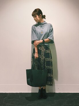 「バッグ」｜「アイテム（ブーティ）」を使った、寺島茉里さん（レディース・169cm）の秋コーディネート