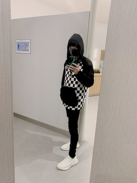 「SAAD（サード）のアイテム（アクセサリー）」を使った、Gunji Yuhkiさん（メンズ・165cm）の春コーディネート