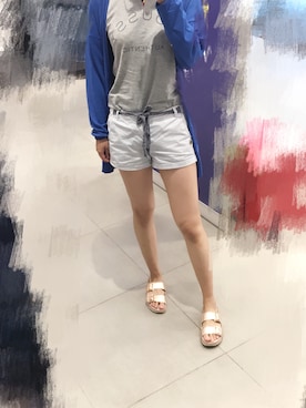 「Clarks（クラークス）のアイテム（ビーチサンダル）」を使った、❤️💜❤️💜さん（レディース・167cm）の夏コーディネート