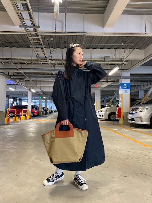 ジャケット アウターを使った キャンバストート の人気ファッションコーディネート Sciaky