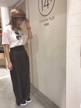 「サテンパンツ」｜「アイテム（ハンチング/ベレー帽）」を使った、14+ イオンモール木更津店 スタッフさん（レディース・153cm）の秋コーディネート