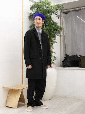 「FACTOTUM（ファクトタム）のアイテム（チェスターコート）」を使った、ShikouHiwatashiさん（メンズ・170cm）の秋コーディネート