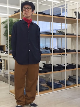 「アイテム（スラックス、ベージュ系）」を使った、ShikouHiwatashiさん（メンズ・170cm）の冬コーディネート