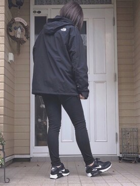 「ストリート服が好き」｜「アイテム（マウンテンパーカー）」を使った、ききさん（レディース・158cm）の秋コーディネート