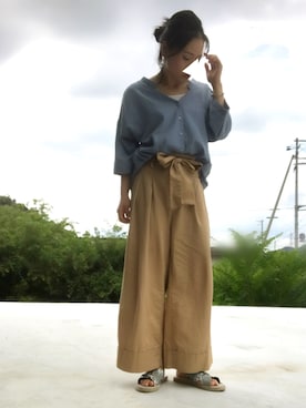 「スネーク柄」｜「アイテム（アクセサリー）」を使った、TASIA さん（レディース・155cm）の夏コーディネート