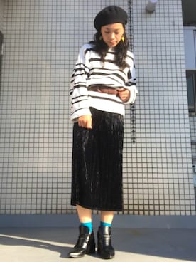 「FOREVER 21（フォーエバー トゥエンティーワン）のアイテム（ブーティ）」を使った、TASIA さん（レディース・155cm）の秋コーディネート