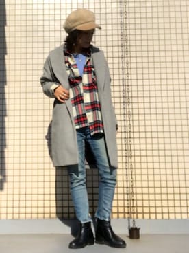 「PLST（プラステ）のアイテム（チェスターコート）」を使った、TASIA さん（レディース・155cm）の冬コーディネート