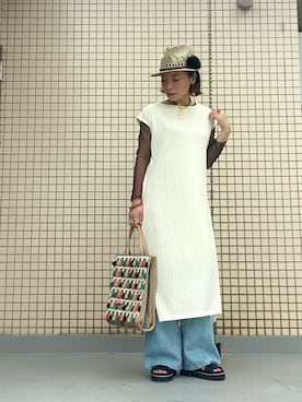 「H&M DIVIDED（エイチアンドエム　ディヴァイデッド）のアイテム（帽子）」を使った、TASIA さん（レディース・155cm）の春コーディネート