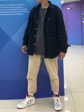 「Jordan」｜「アイテム（スラックス）」を使った、散場さん（メンズ・166cm）の秋コーディネート