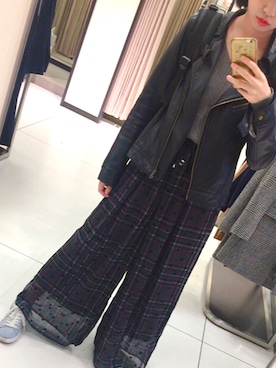 「ショッピング」｜「アイテム（ライダースジャケット）」を使った、るきゃ。さん（レディース・158cm）の秋コーディネート