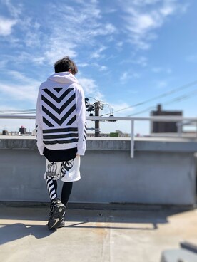 レギンス スパッツを使った ホワイトコーデ のメンズ人気ファッションコーディネート Wear