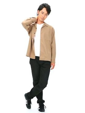 「no brand（ノーブランド）のアイテム（シャツ/ブラウス、ブラウン系）」を使った、中小路秀雄さんの冬コーディネート