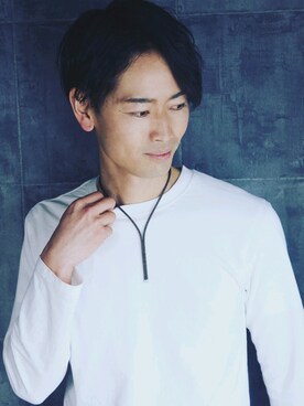 「no brand（ノーブランド）のアイテム（Tシャツ/カットソー、ホワイト系）」を使った、中小路秀雄さんの春コーディネート